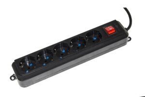 Multipresa 5 Prese Universali Ita/Schuko 10/16 A - Spina 16 A Con Interruttore Cavo Mt 3 Colore Nero
